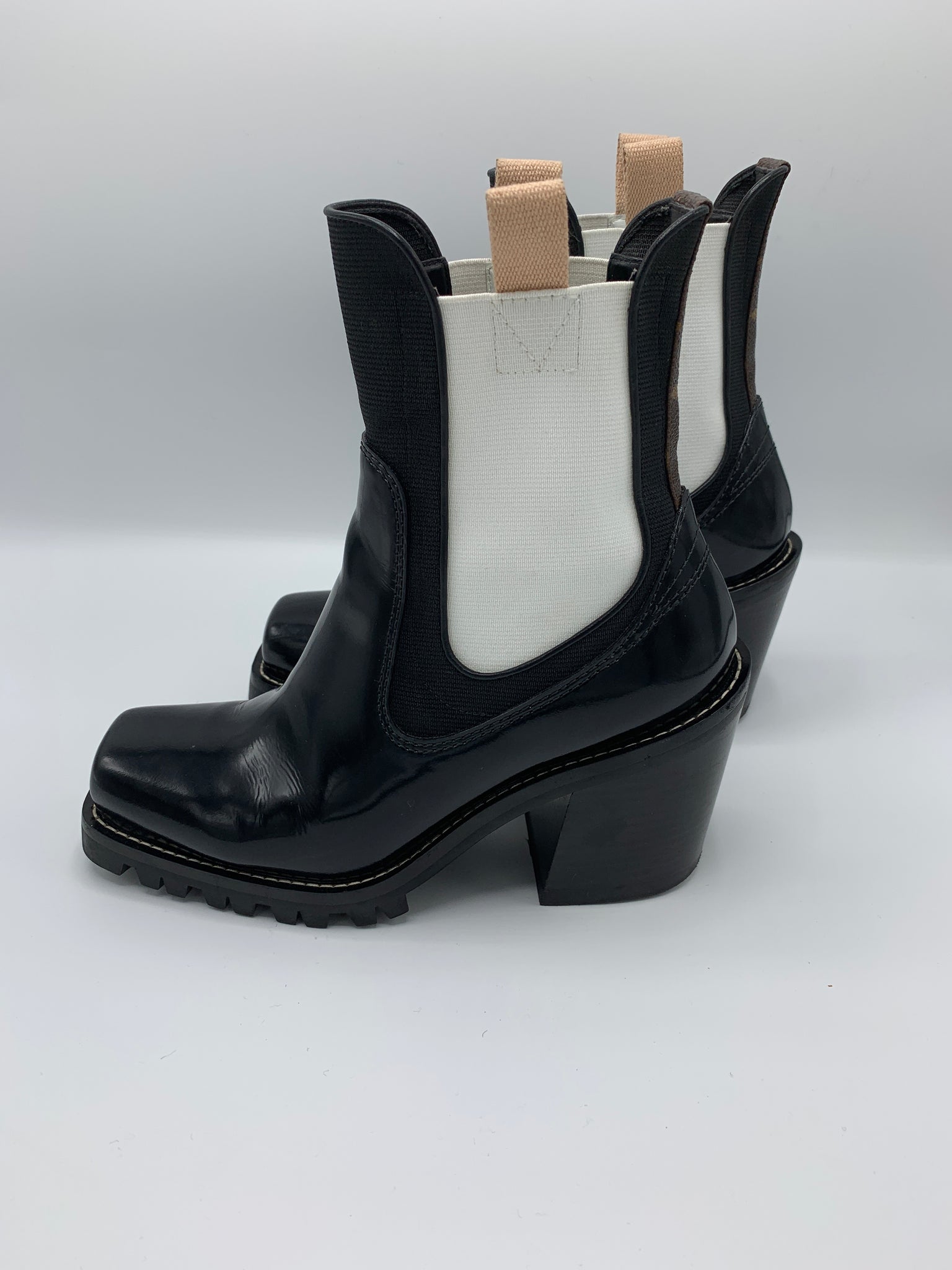 louis vuitton limitless ankle boot