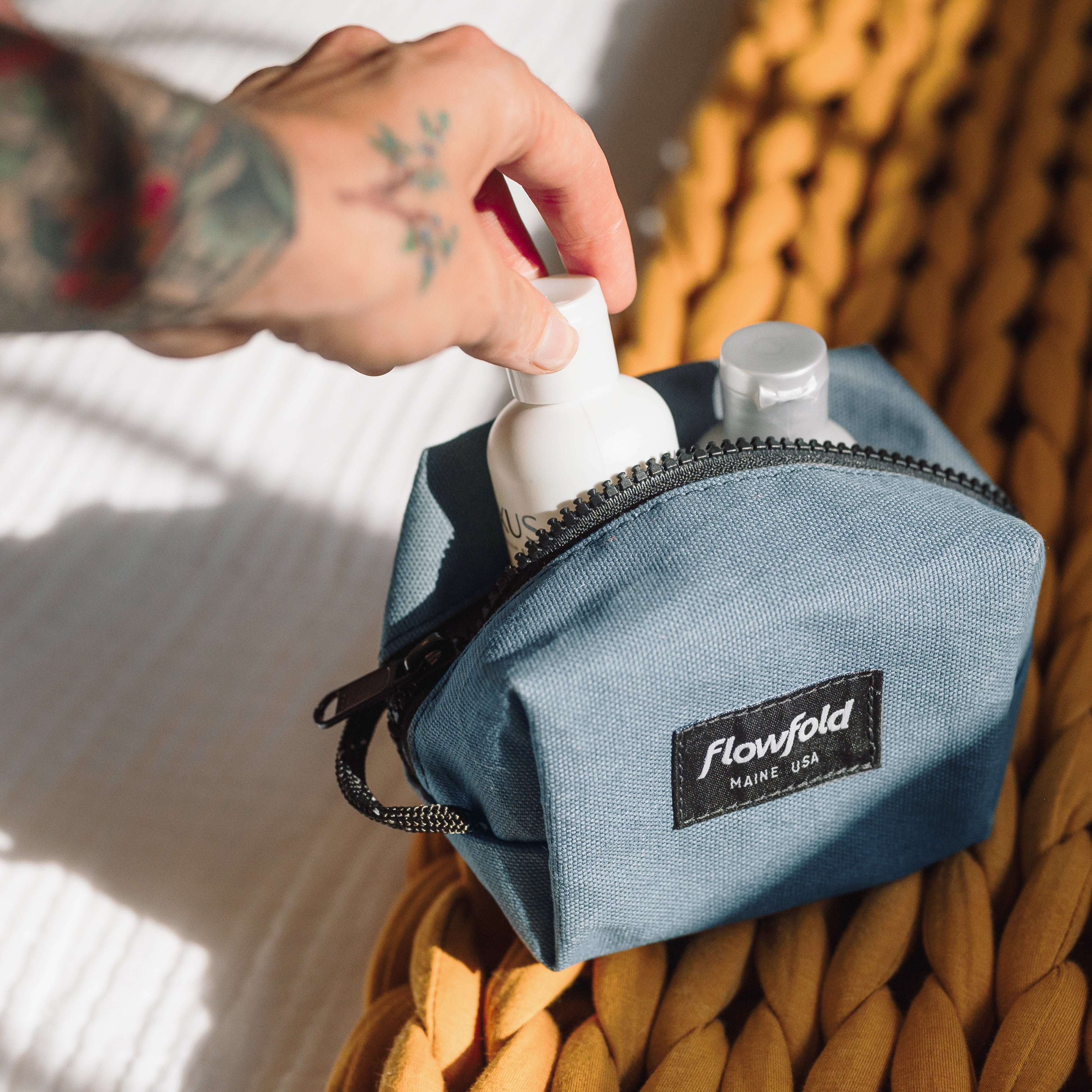 Flowfold Aviator - Dopp Kit & Toiletry Bag Classics: Heather Grey