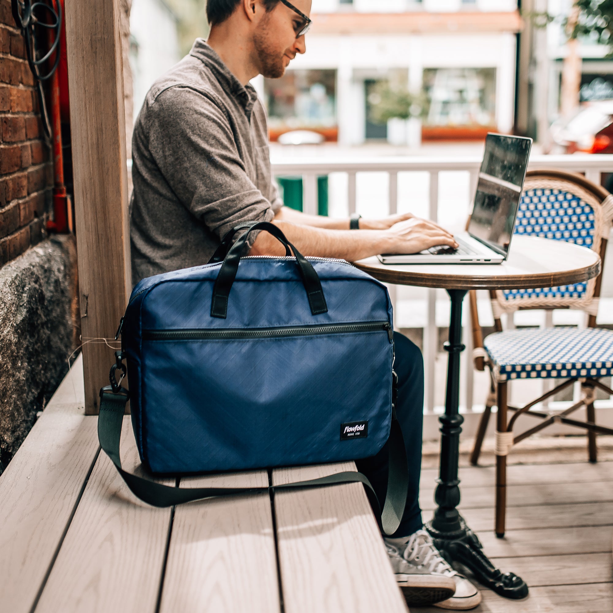 Franklin Covey Leather Computer Tote Bag / Laptop Case - Black