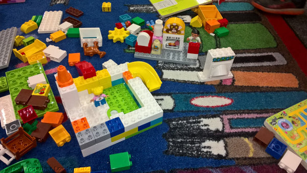 TTLCIC - Lego Stories in North Kensington Library