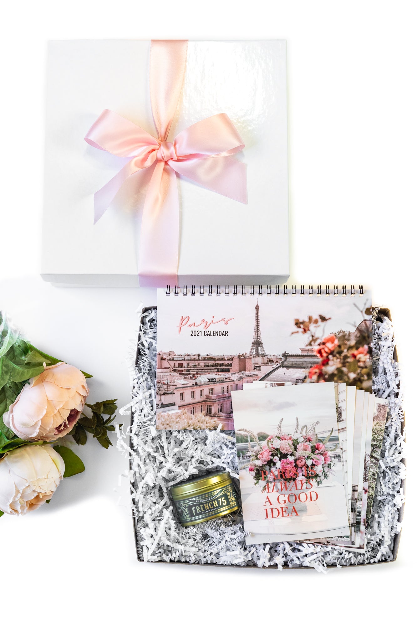 Small gift box under $50 for the travel lover