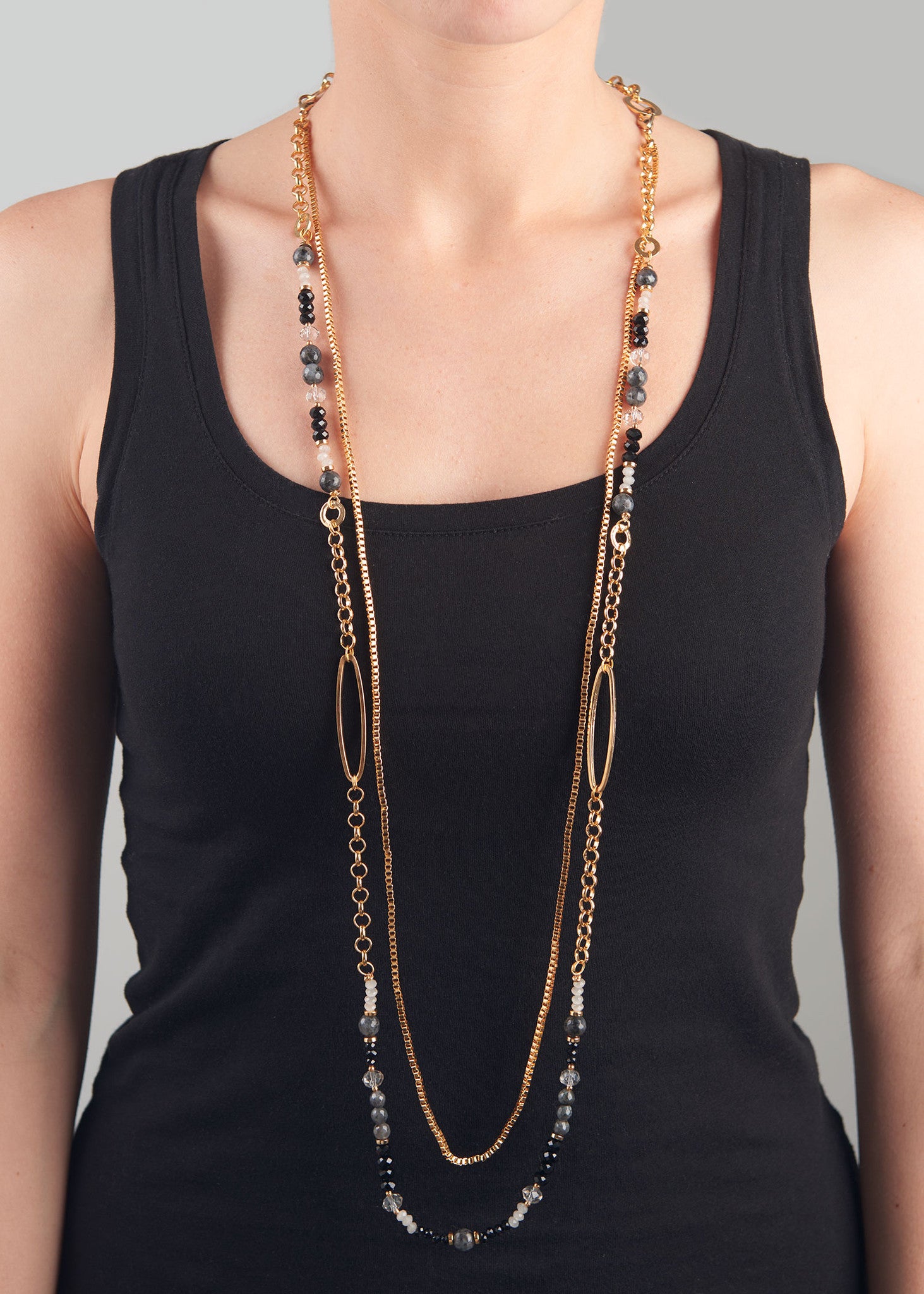Madelyn Black Versatile Necklace