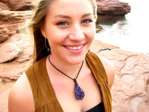 woman wearing amethyst crystal necklace, macrame necklace
