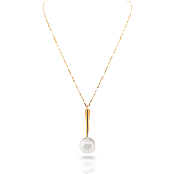 Akoya Pearl Pendant Necklace set in 18K Yellow Gold