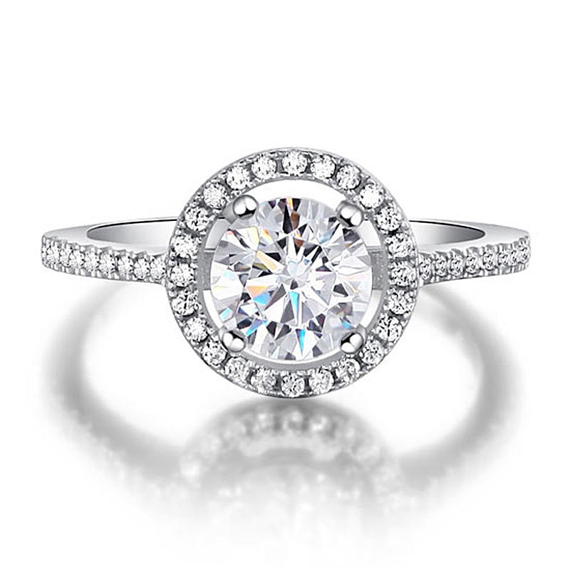 Simulerad Diamond Halo Ring