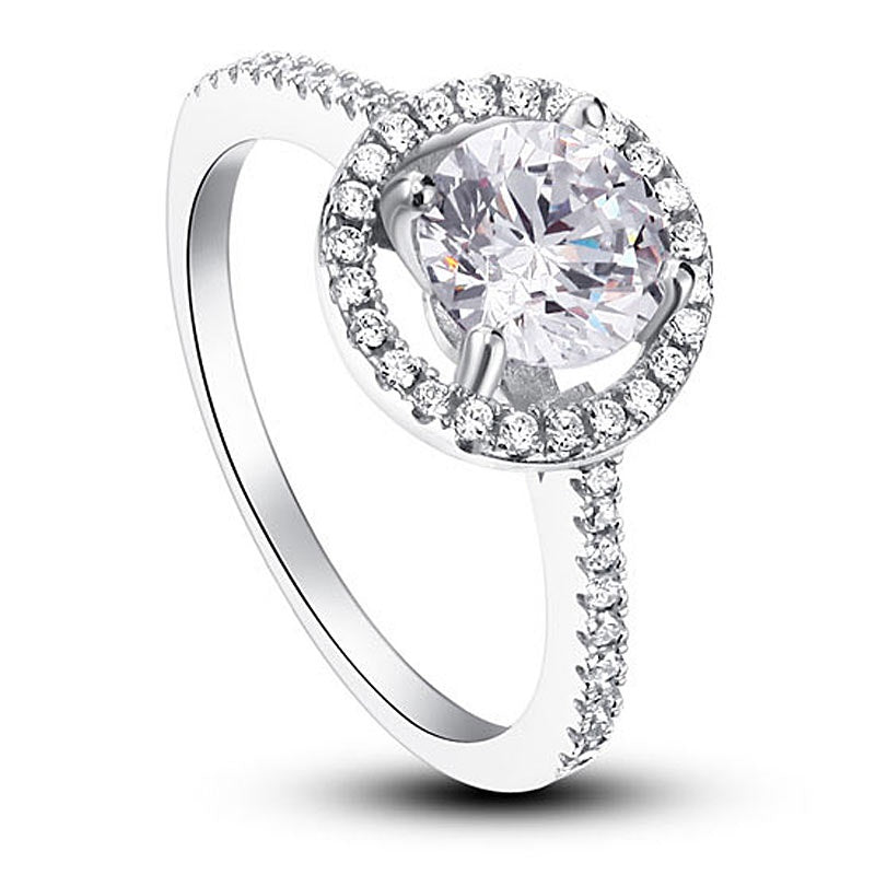 Gesimuleerde diamanten halo-ring