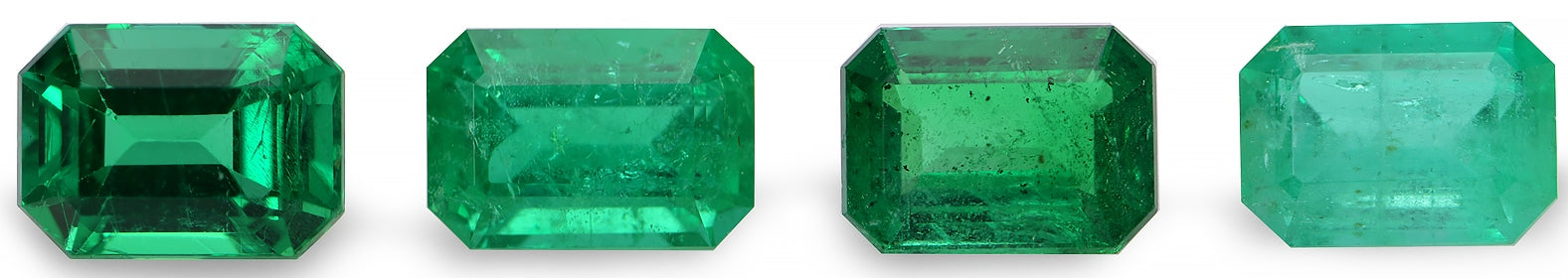 Smaragdikorut | Smaragdin timanttisormus, korvakorut ja kaulakoru