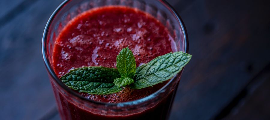 blueberries and beets smoothie