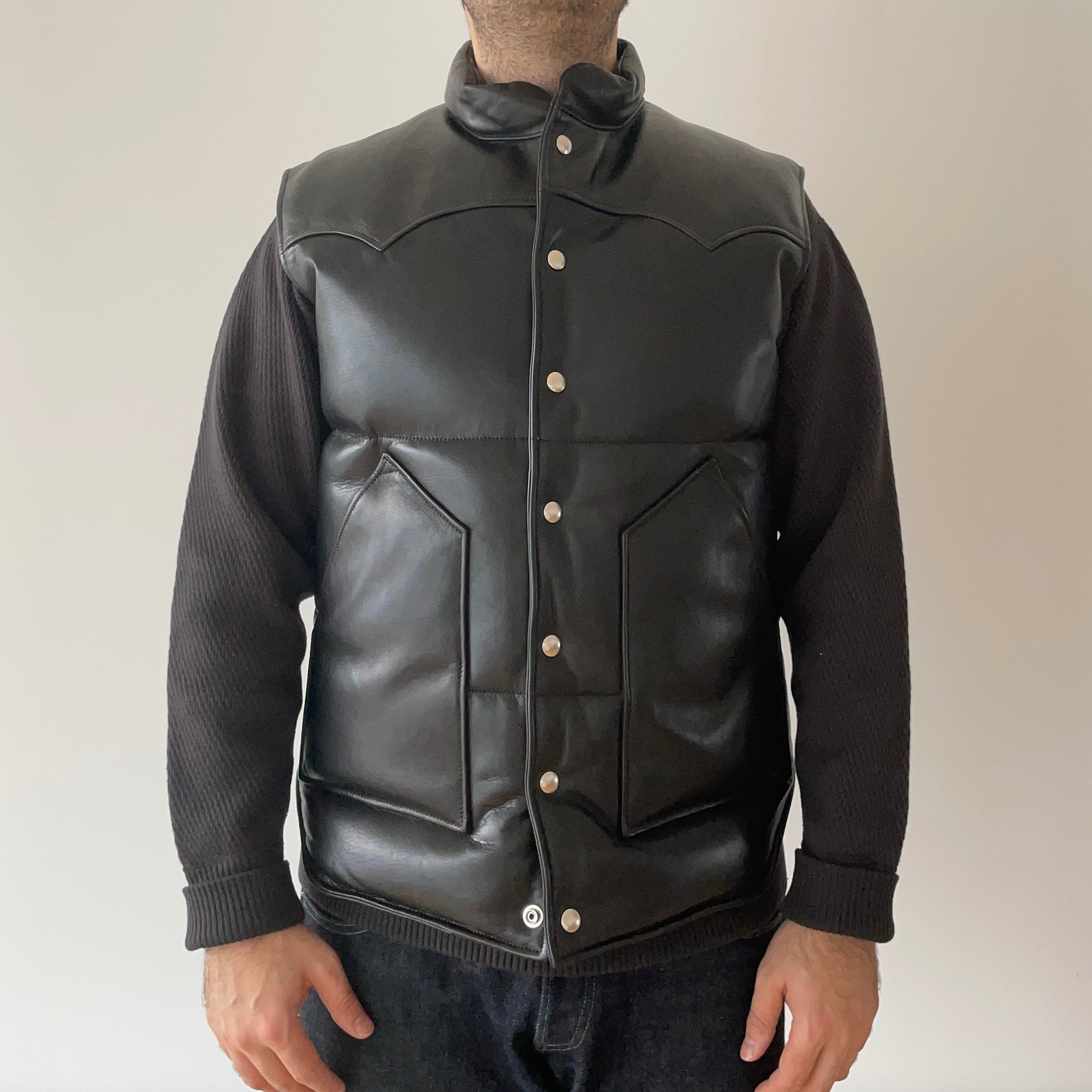 Old Toy Vest (SC) Black - Pony & Tea-Core Horsehide – Tempo