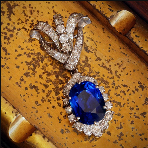 Van Cleef & Arpels blue sapphire and diamond pendant