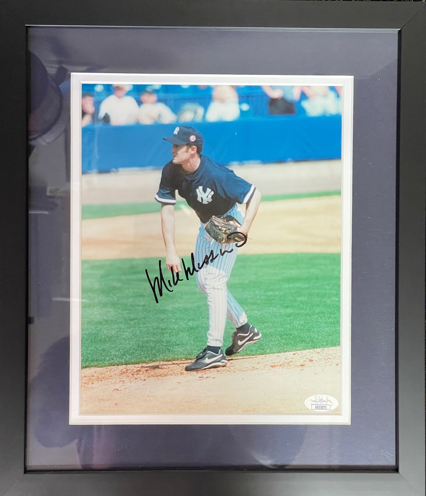 Mike Mussina: Jersey - Autographed