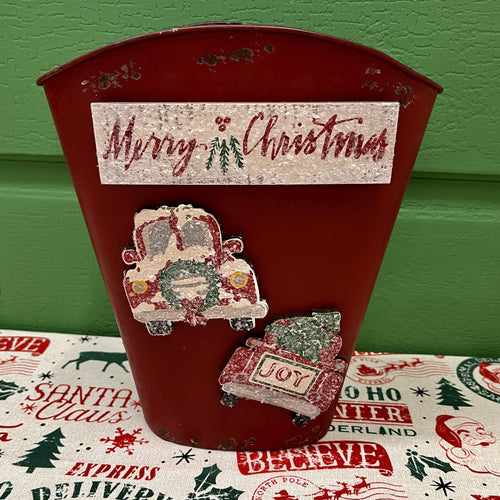 Glittery Christmas magnets with  holiday designs