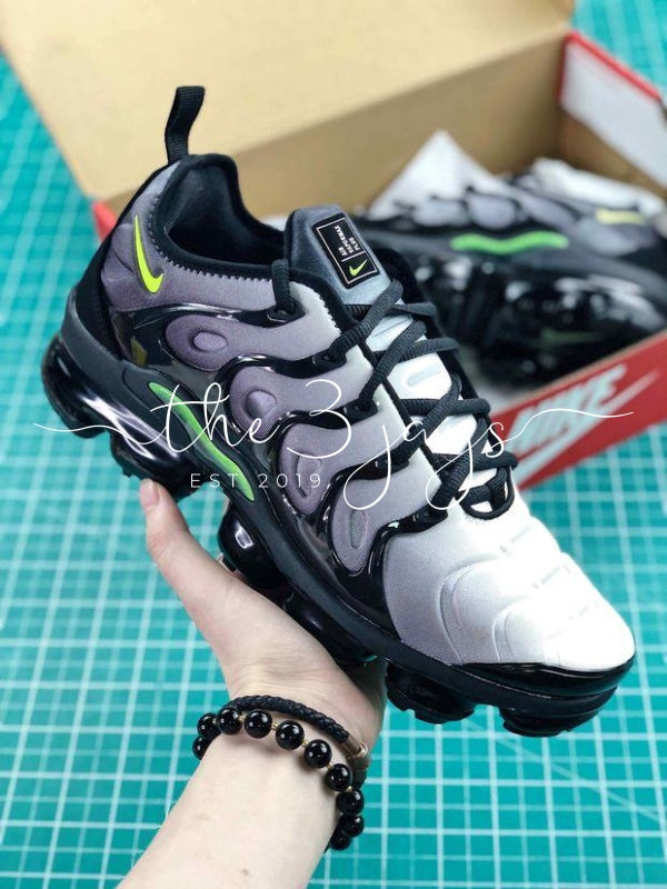 Vapormax Plus Megatron The Three Jays