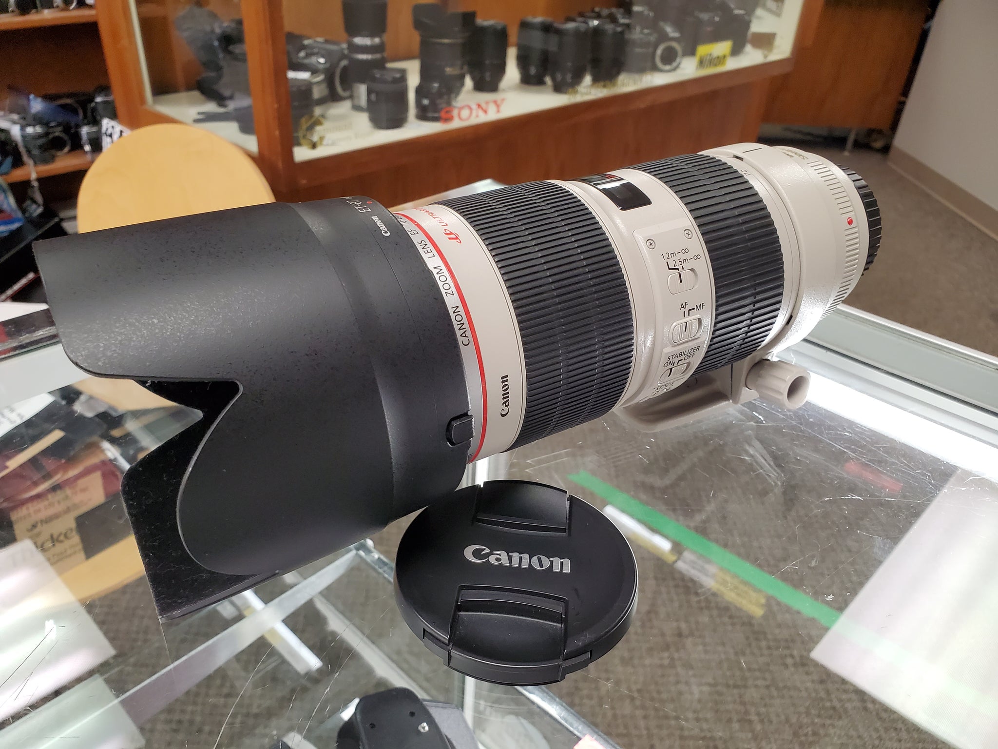 Canon 70-200mm 2.8L IS II USM lens - Pro Full Frame Telephoto