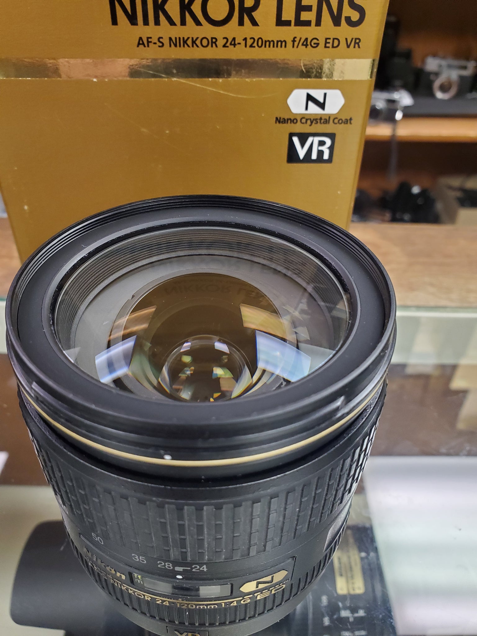 AF-S Nikon 24-120mm f/4G ED VR - Like new - Condition 10/10