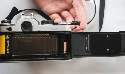 35mm film camera how to load