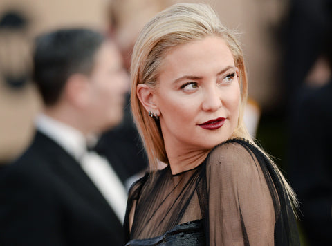 Kate Hudson in Diamond Huggie Earrings at the Sag Awards 2017