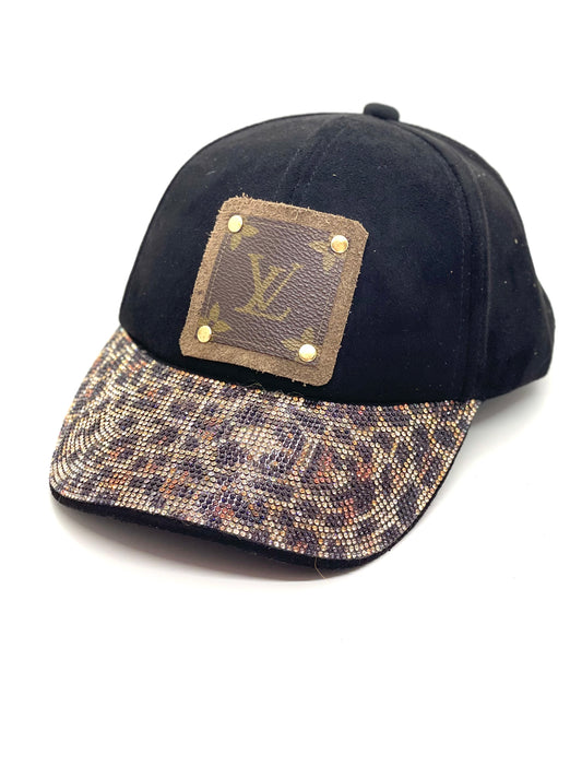 P8 - Reese Brown Leopard hat with Distressed Black bill Brown/Gold