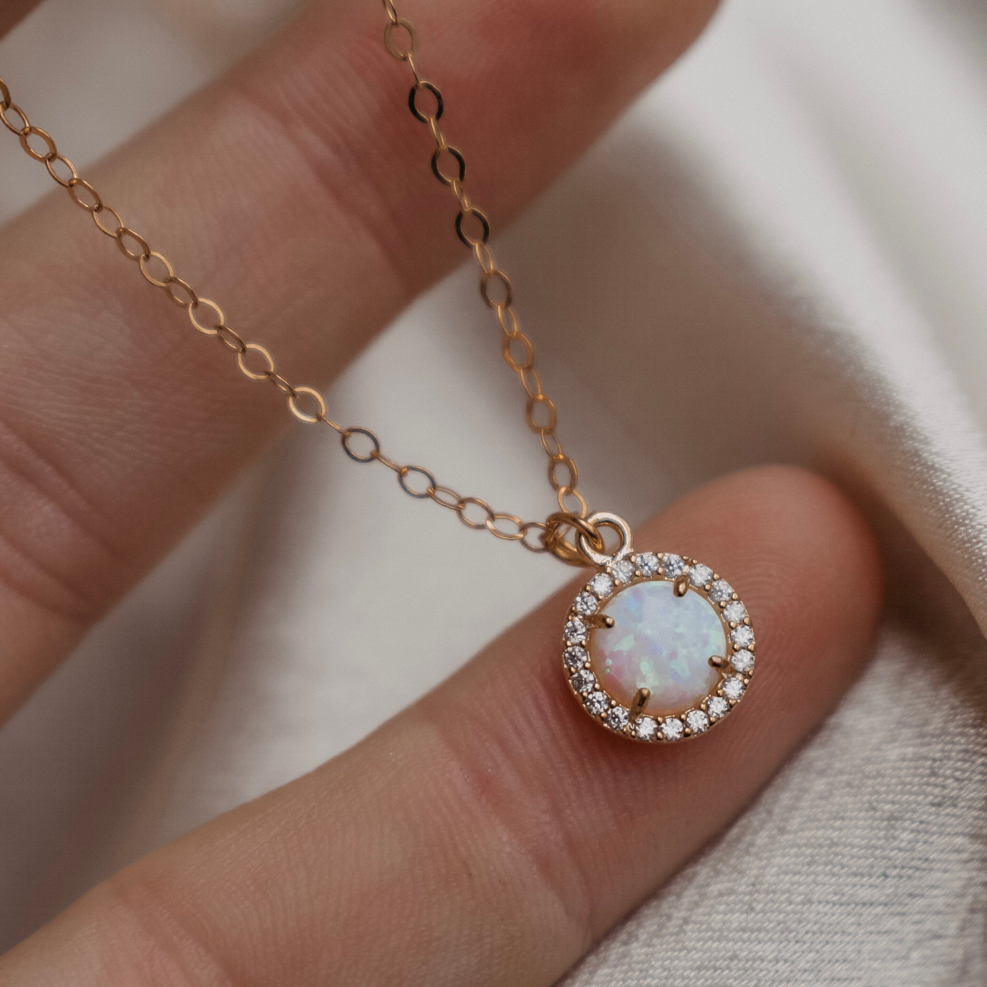 round opal necklace