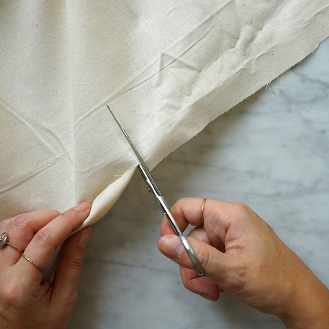 Paquet cadeau DIY tissu fleurs sechees On The Wild Side