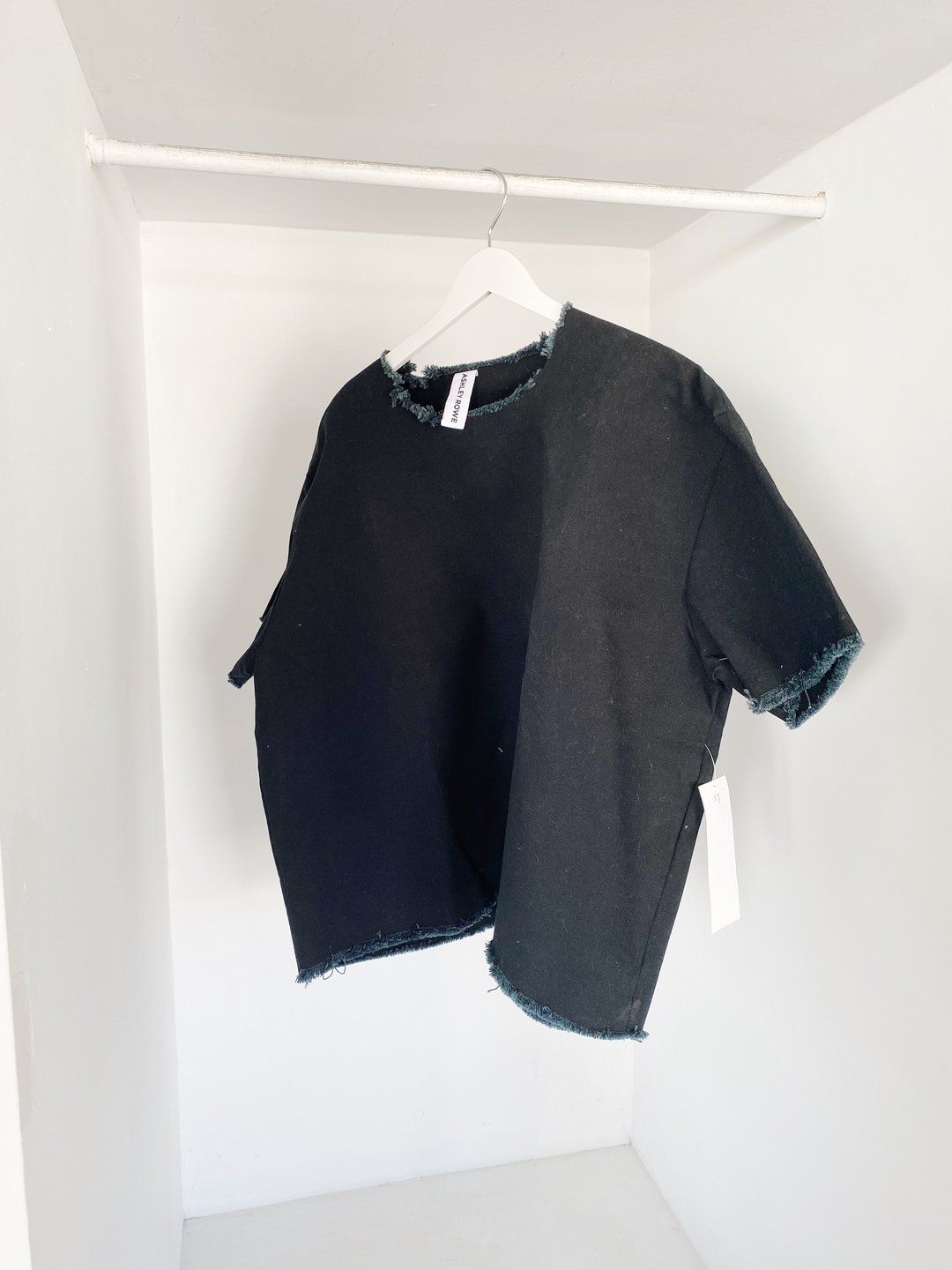 ASHLEY ROWE Oversized Tee / Black