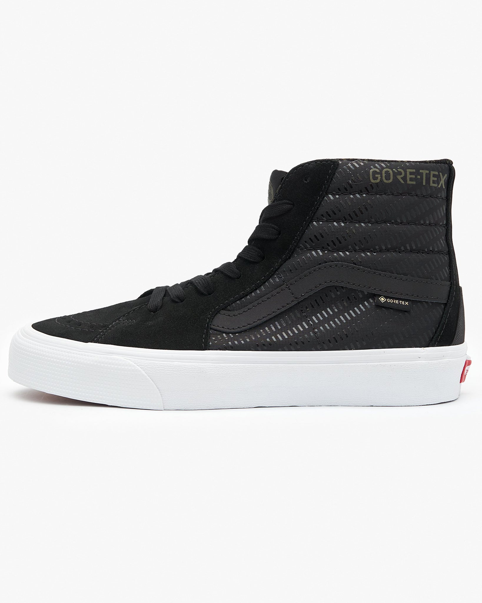 black vans trainers uk