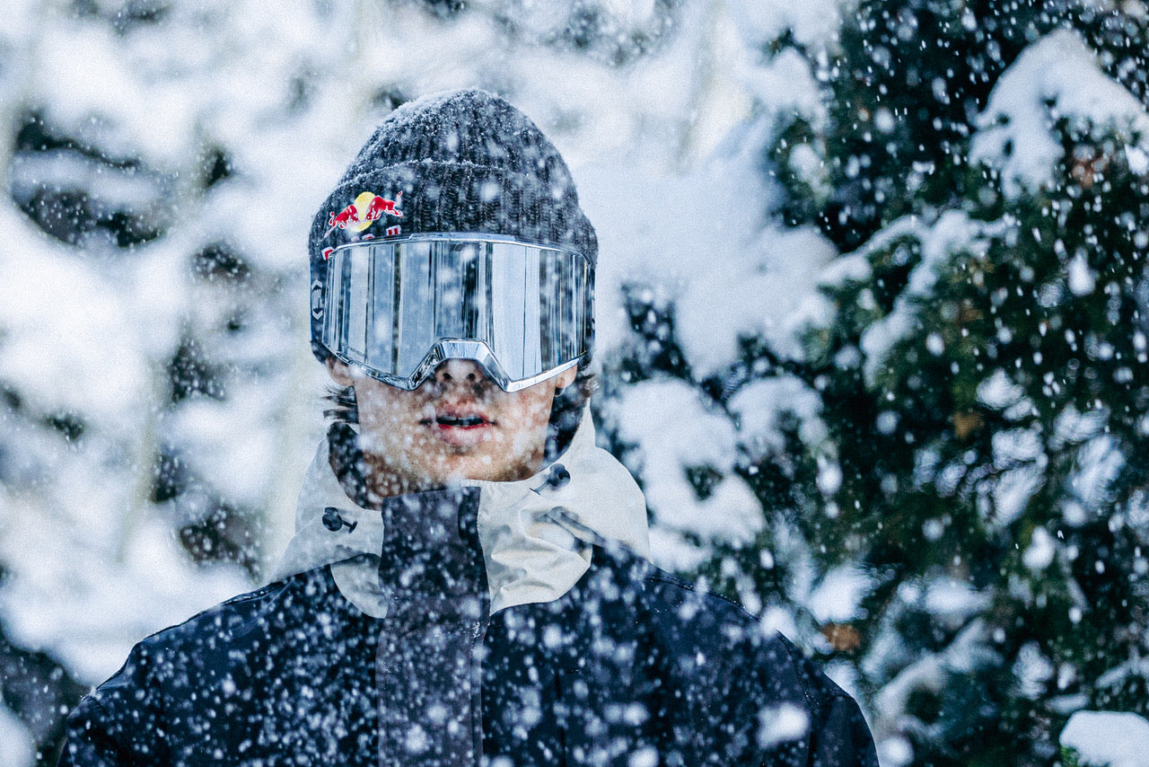 Nico Porteous wearing Norg 100% Snow Goggles