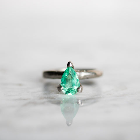 Emerald engament ring