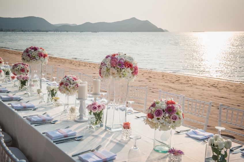 beach front wedding