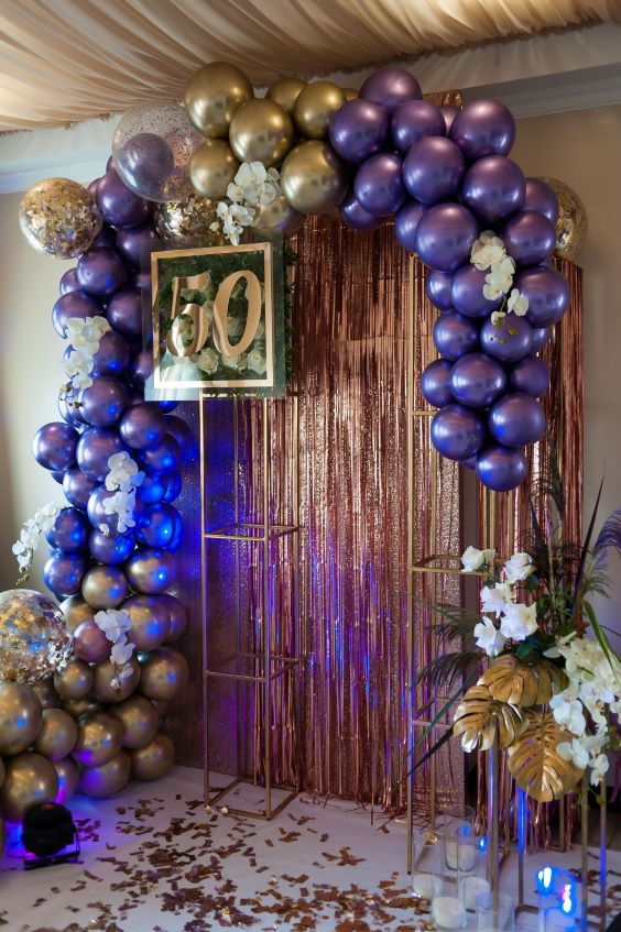 gold and purple balloons