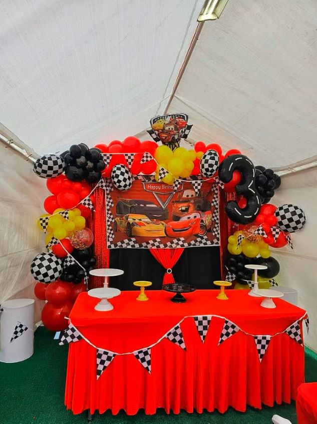 Lightning Mcqueen Party Decor