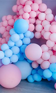 pink and blue balloons