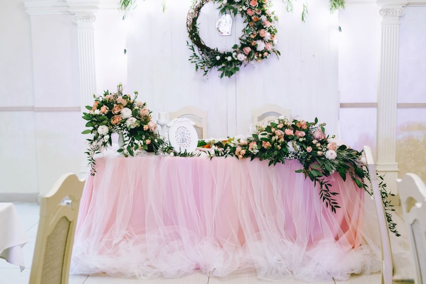 pink wedding table