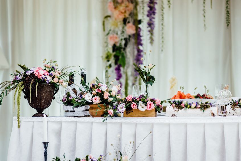 simple table skirting