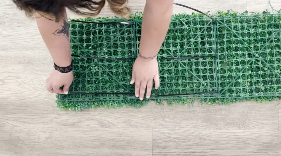 Crafting Your Own Boxwood Backdrop with Zip Ties: A DIY Guide– CV