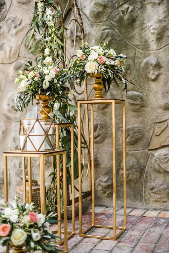 wedding floral stand