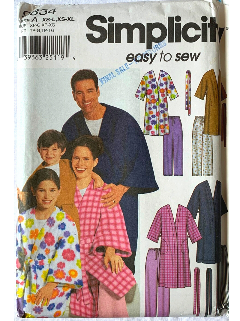 Simplicity 9834 - Easy To Sew Uncut Sewing Pattern - Sleepwear for the