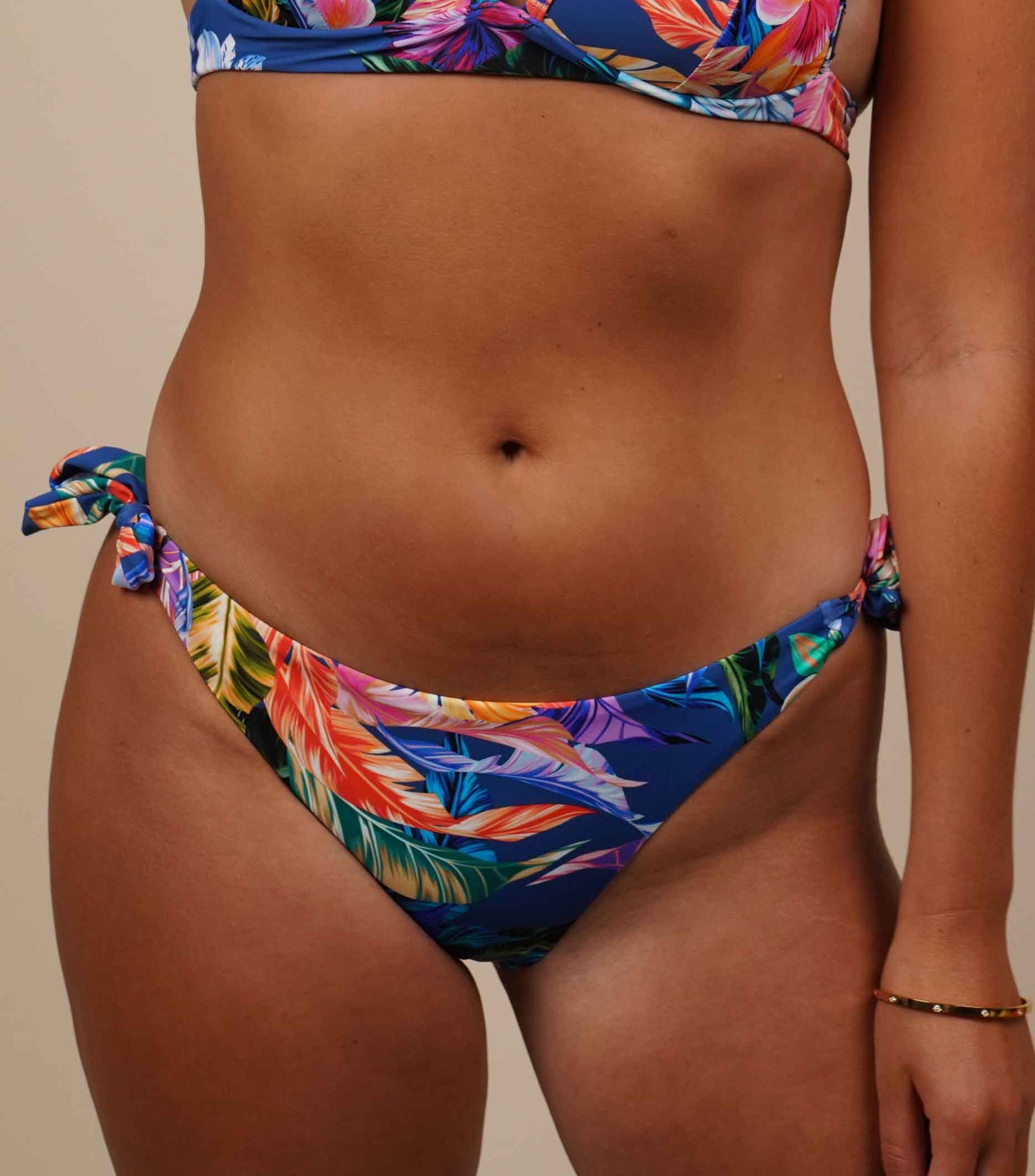 Women's Bikini Bottoms  Buy Ladies Tight Bikini Bottoms Australia