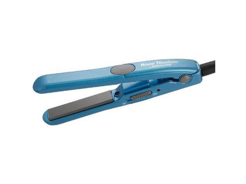 BaByliss Pro Nano Titanium Mini Straightening Iron