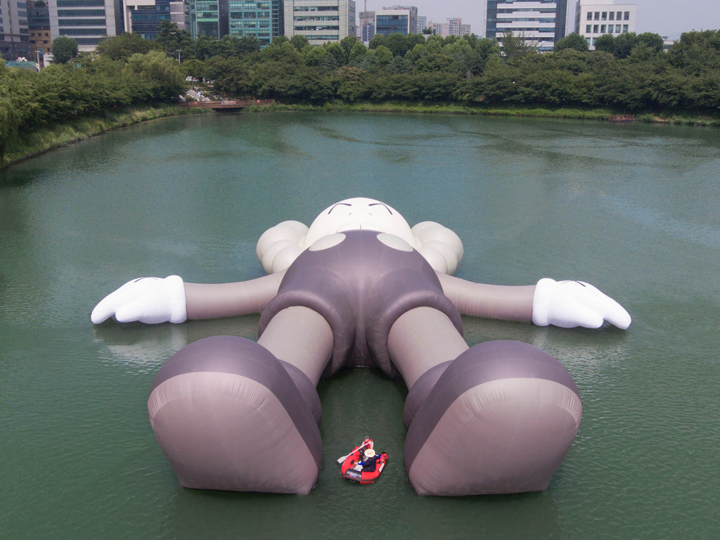 KAWS:HOLIDAY” Floats into Summer in Korea - KAWS:HOLIDAY SEOUL