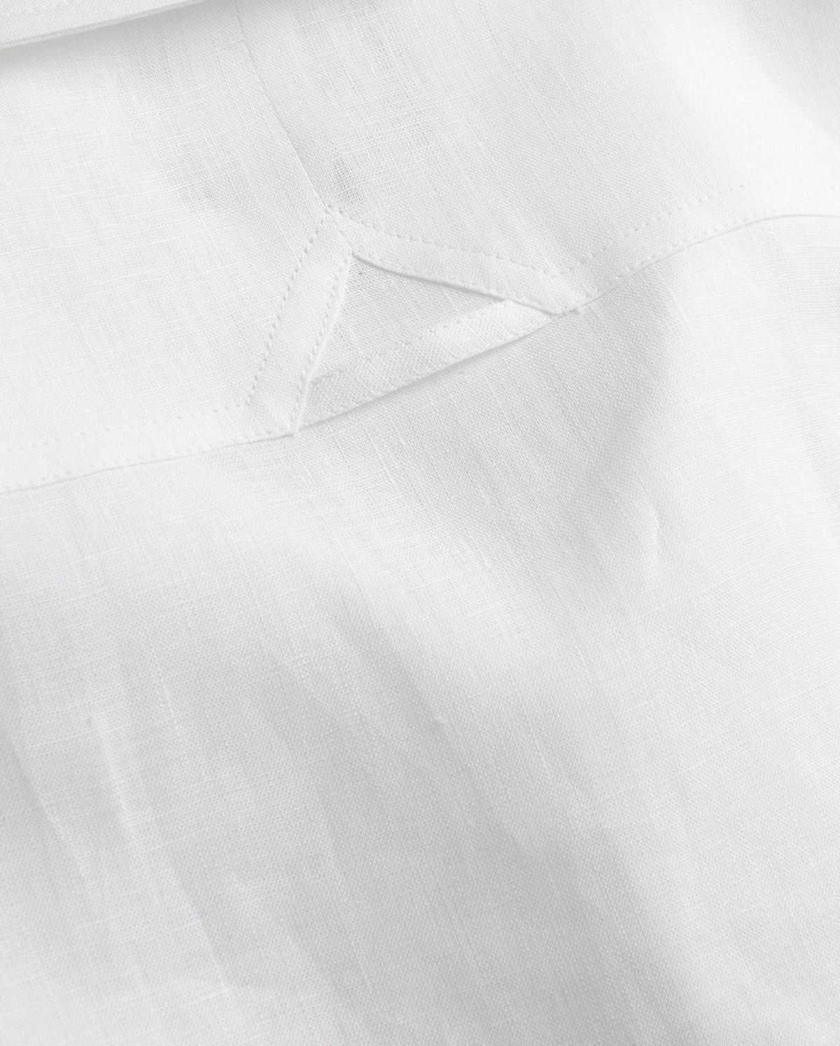 The Linen Maxwell SS Cutaway – PrivateWhite V.C.