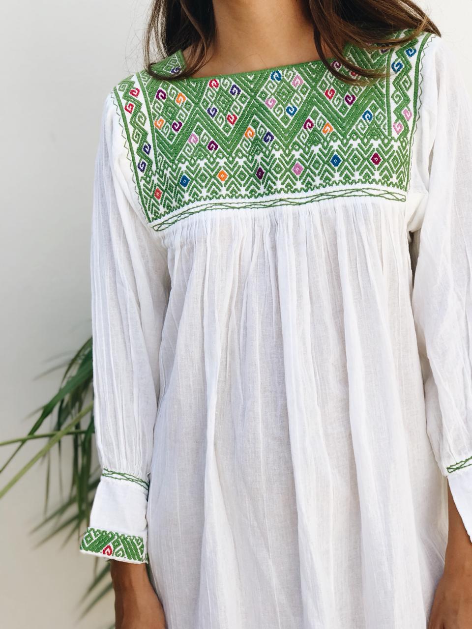 Chiapas embroidered blouse - Wanderlustulum