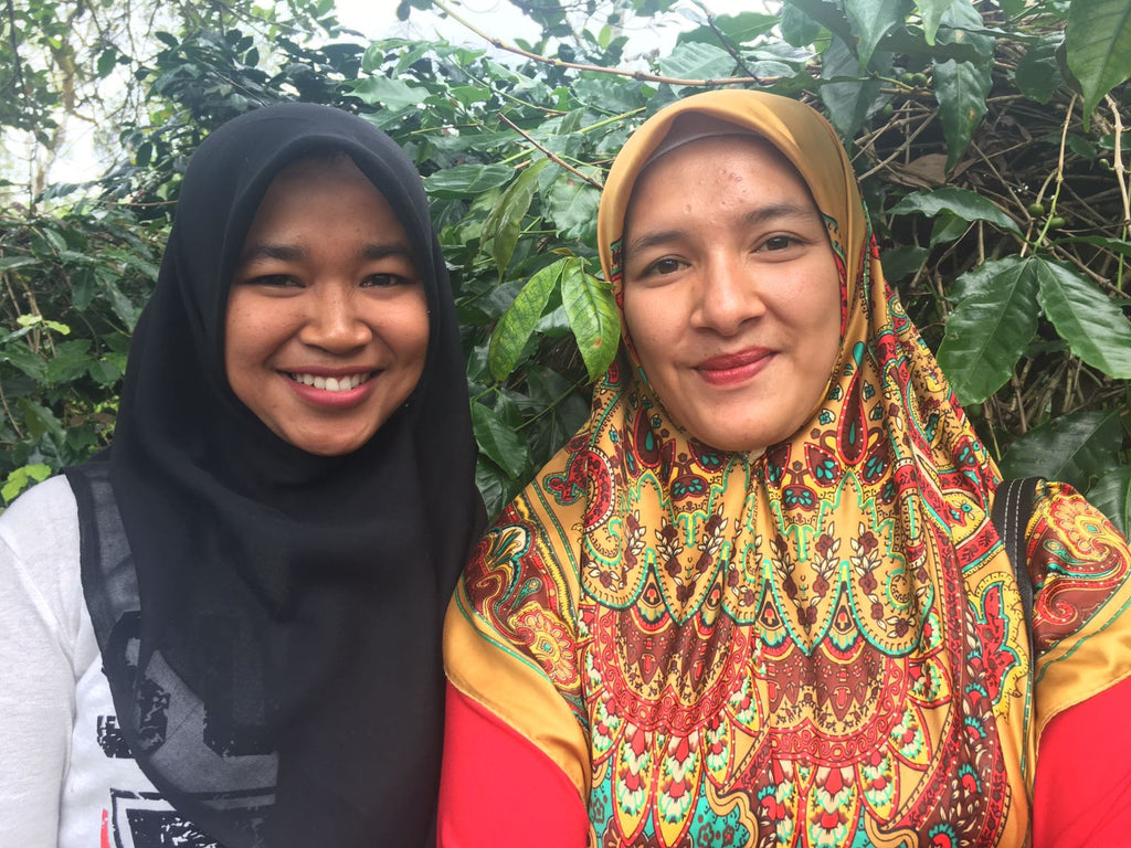 sumatra coffee beans - coffee farmers - women coffee producers