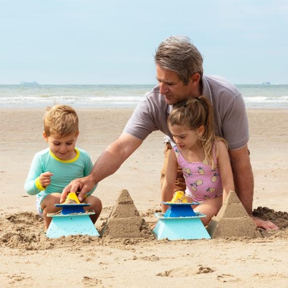 Beach toys