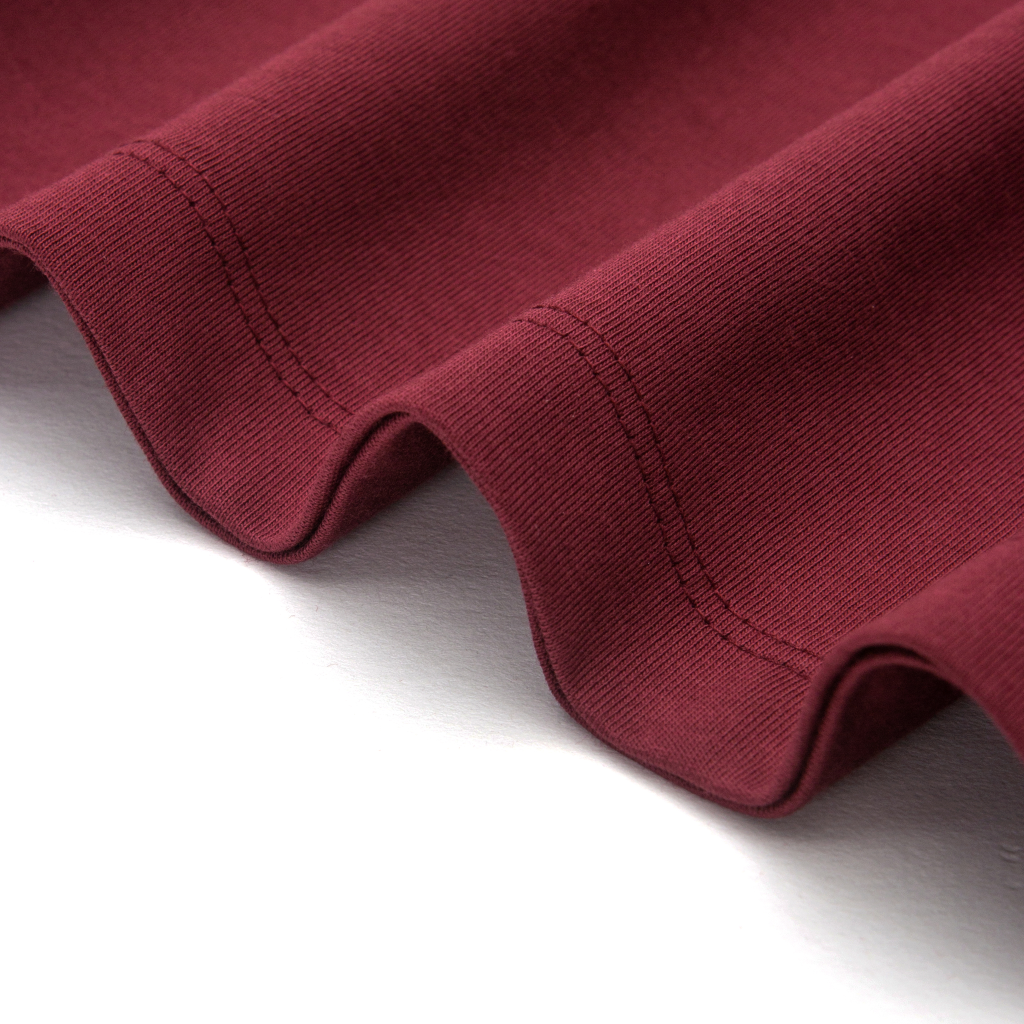 super soft t-shirt in burgundy, exceptional material