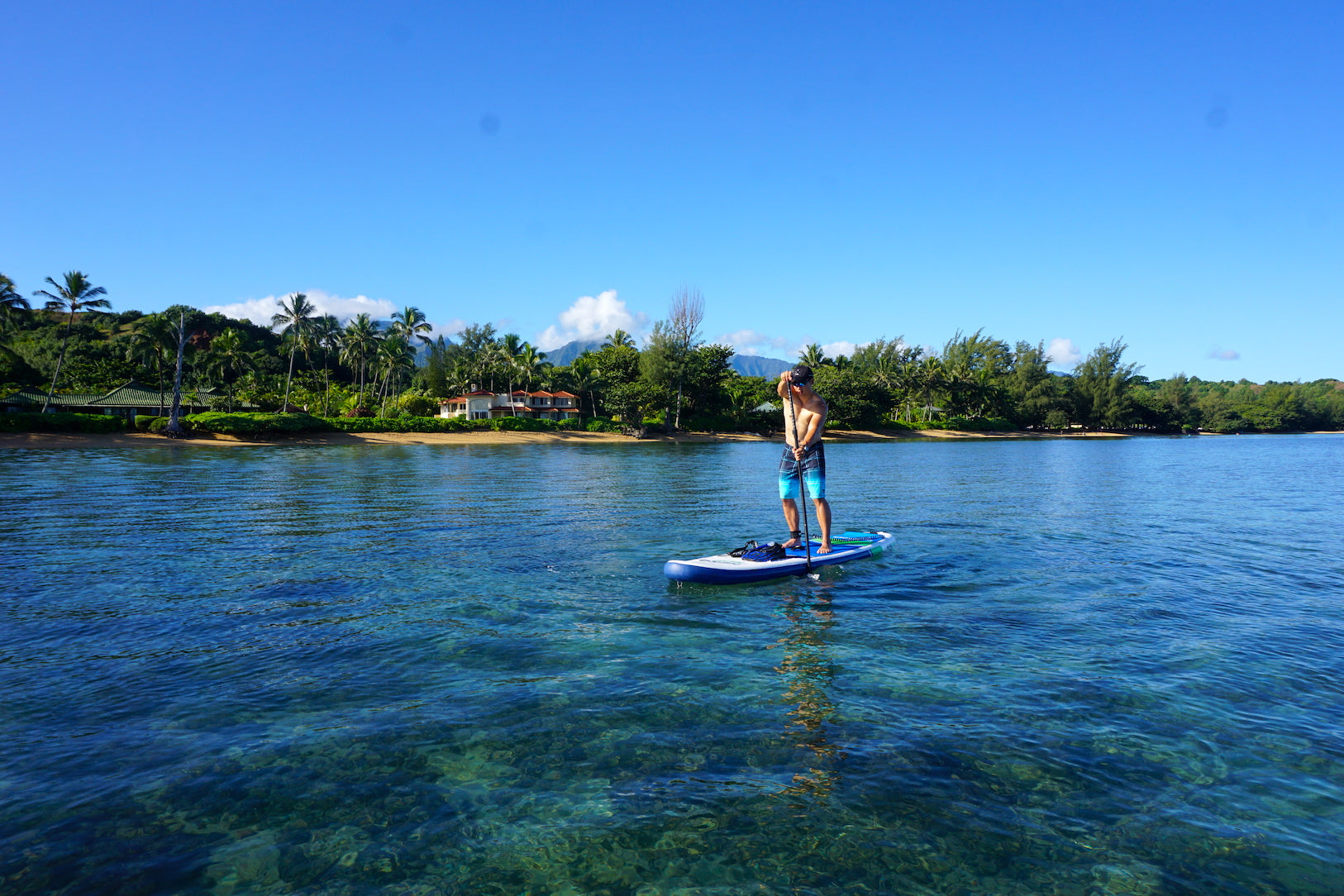 Paddle stress away Hero SUP Dynamo