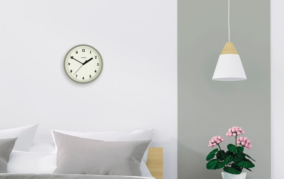 Best Wall Clocks Size For Living Room