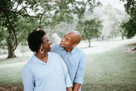 couple-in-park