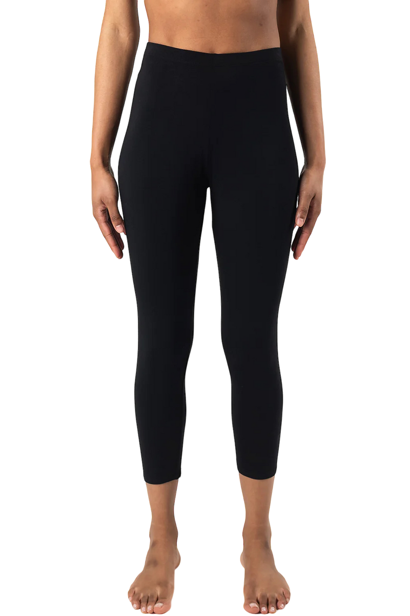 Terrera Black Capri Leggings