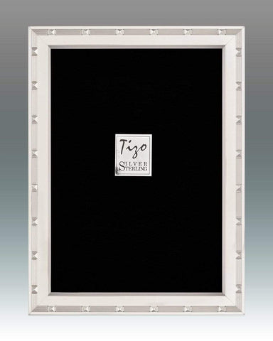 Modern Fluted Texture Silver Photo Frame, Size-4x6